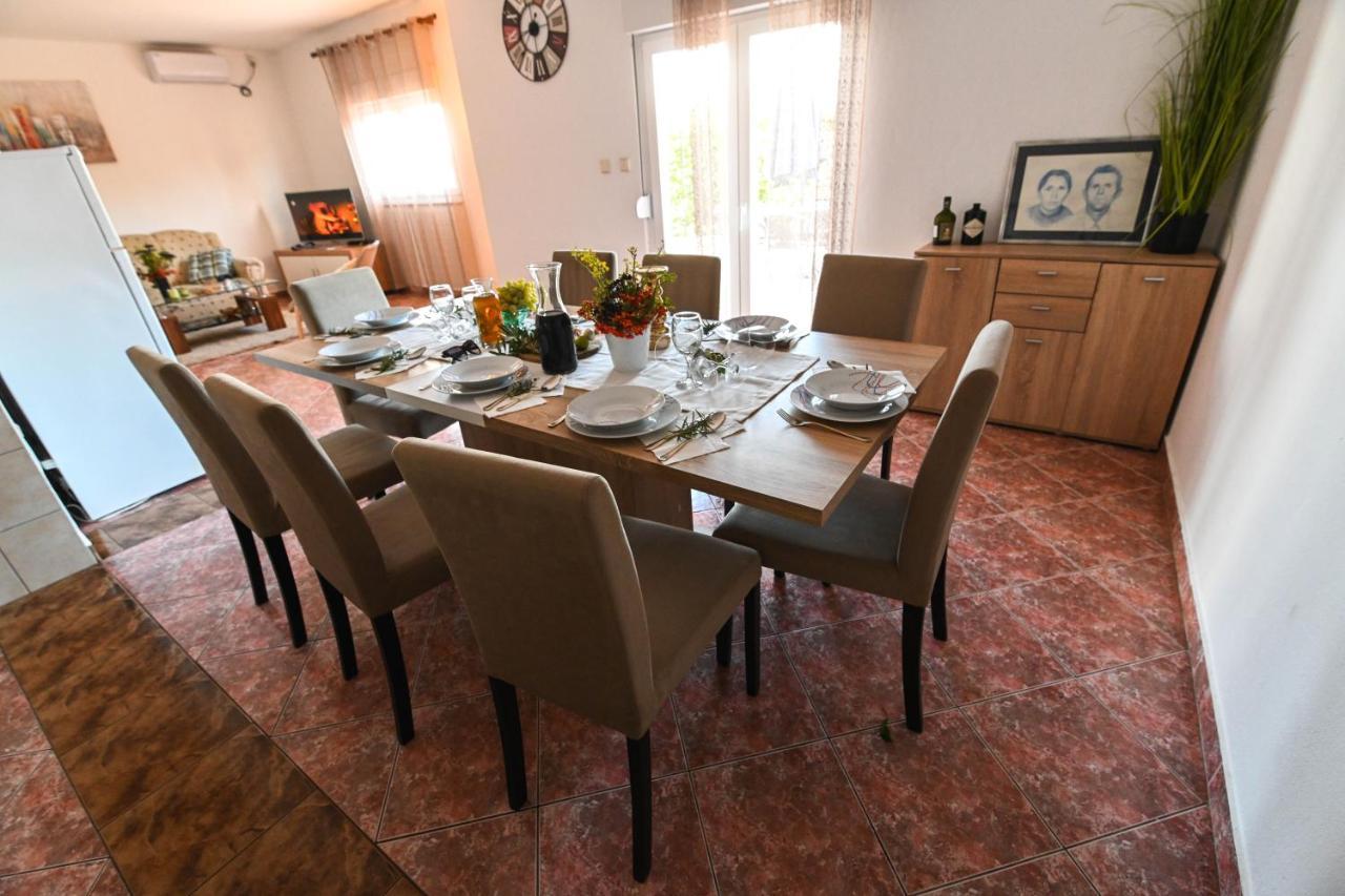 Holiday Home Donji Lepuri Lisicici Exterior foto