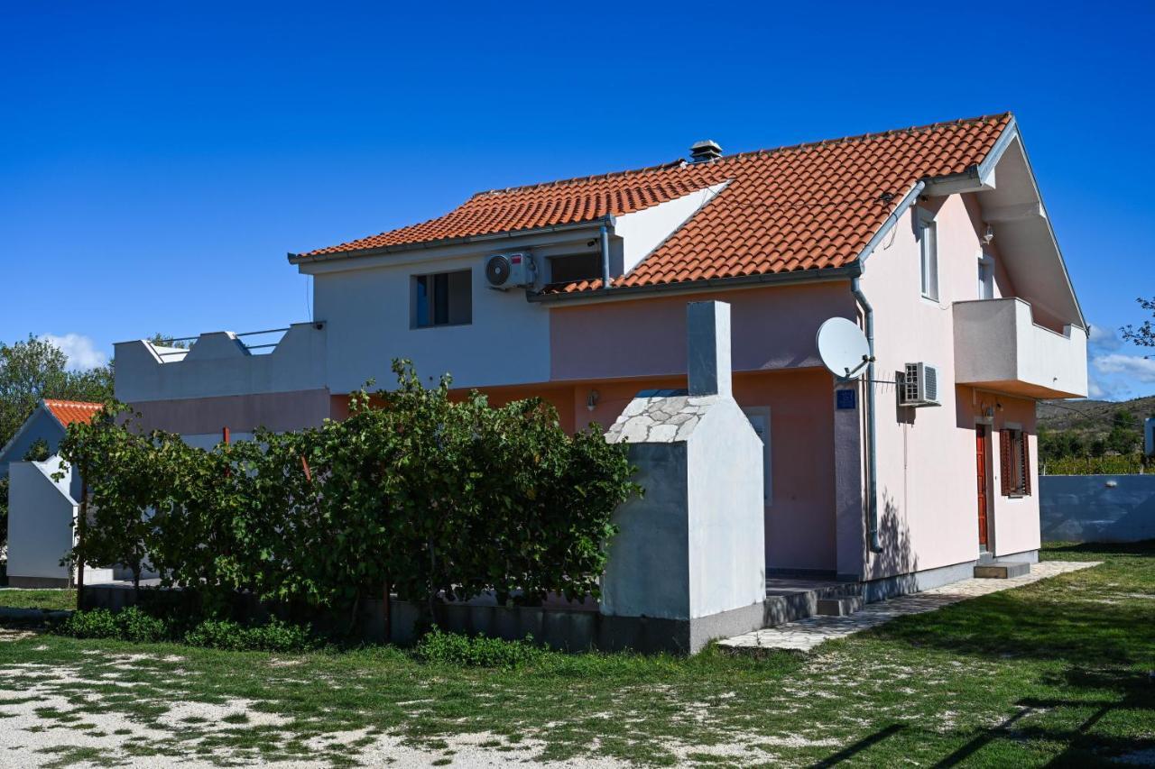 Holiday Home Donji Lepuri Lisicici Exterior foto